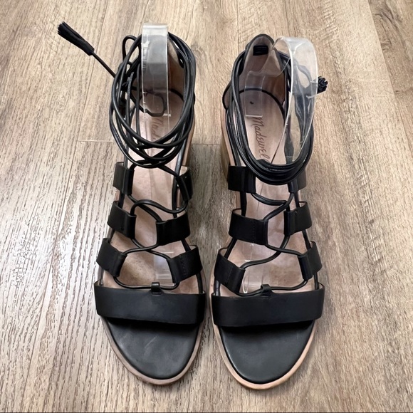 MADEWELL The Daniela‎ Lace-Up Sandal in Black - Picture 3 of 11